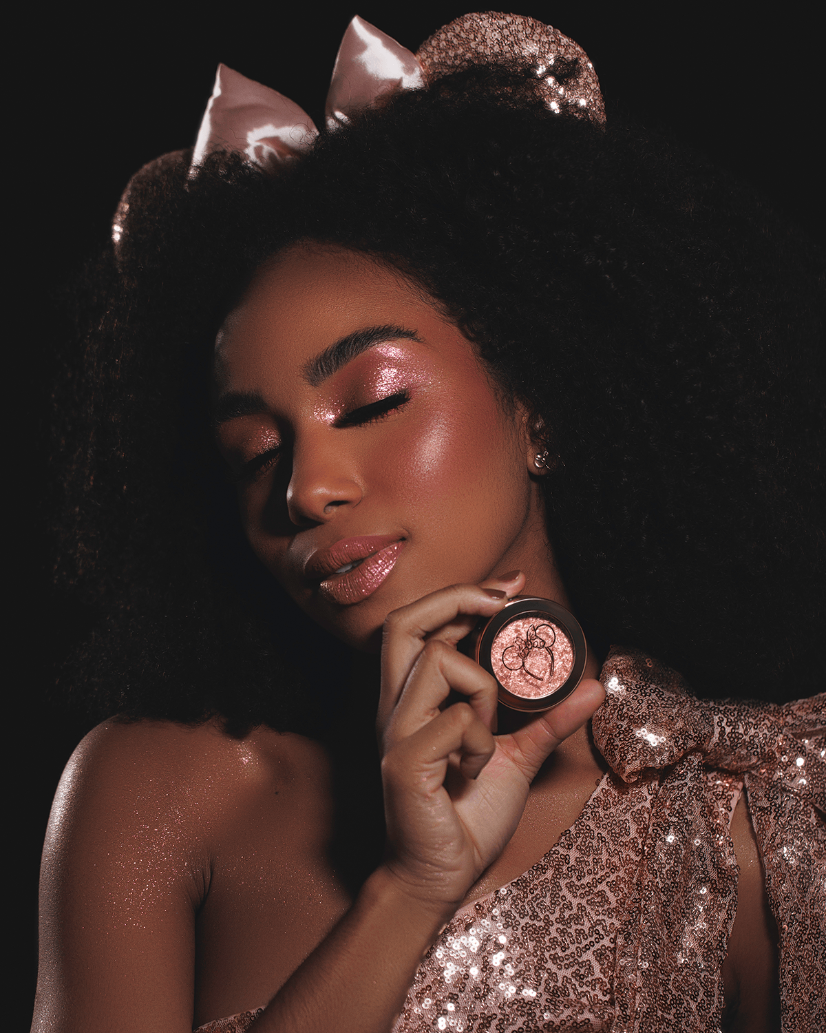 Minnie Mouse Mirror Sequin Effect - Image 2