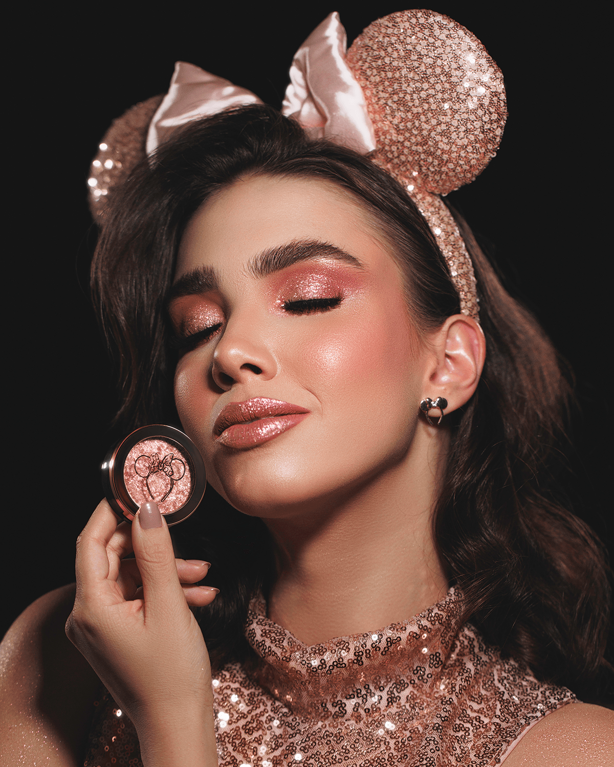 Minnie Mouse Mirror Sequin Effect - Image 3